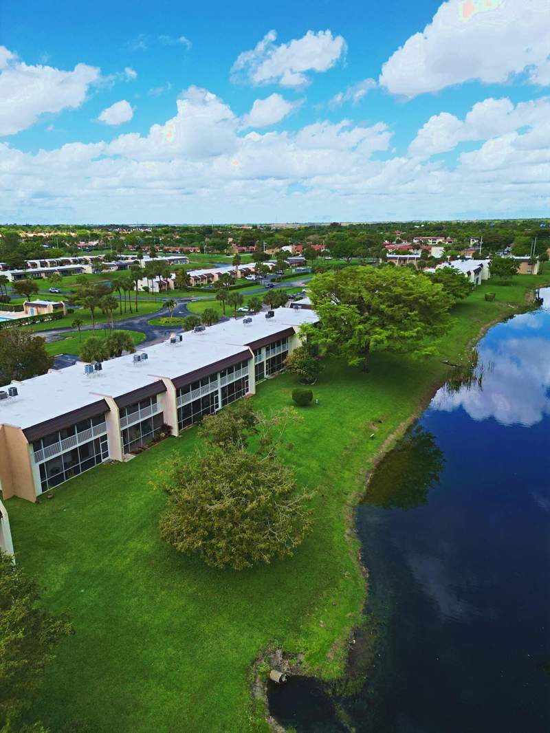 2 bedroom Condominium at 140 Lake Meryl Drive #Apt 233, Golden Lakes Village, West Palm Beach — photo 2
