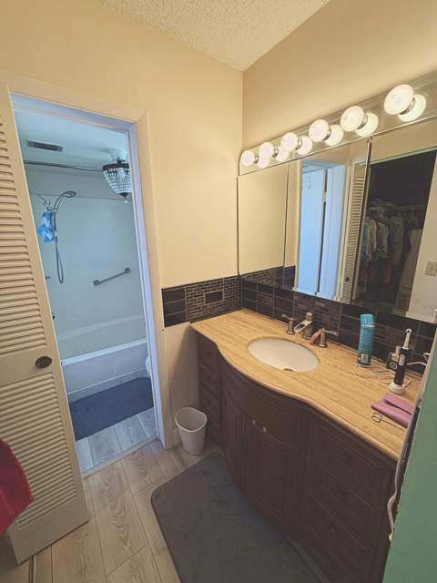 140 Lake Meryl Drive #Apt 233, West Palm Beach FL - photo 16 of 34