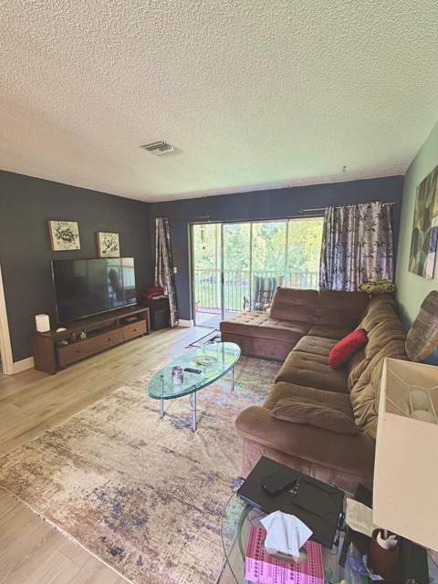 140 Lake Meryl Drive #Apt 233, West Palm Beach FL - photo 12 of 34