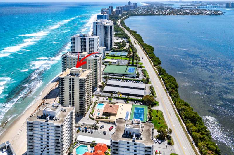2 bedroom Condominium at 5460 N Ocean Drive #5b, Seagrape Condo, Singer Island — photo 4