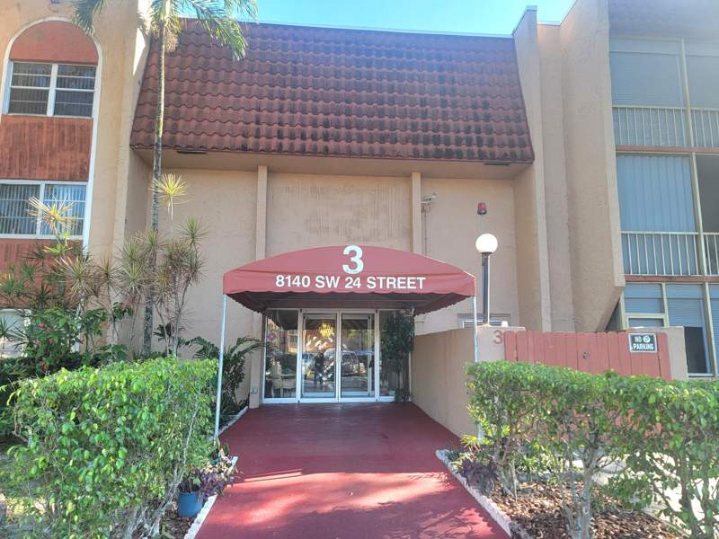 2 bedroom Condominium at 8140 SW 24th Street #Unit 215, Oakbrook III Condo, North Lauderdale — photo 3
