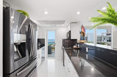 2715 N Ocean Boulevard #Ph D, Fort Lauderdale FL - photo 15 of 35