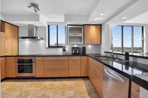 3420 S Ocean Boulevard #8z, Highland Beach FL - photo 21 of 65