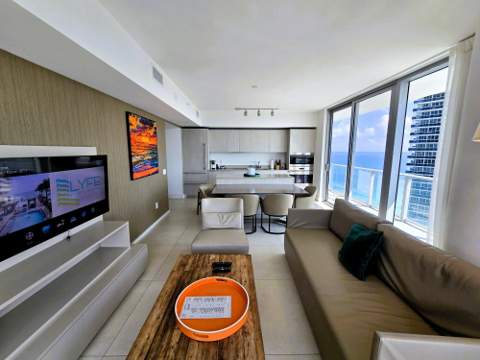 4111 S Ocean Drive #3011, Hollywood FL - photo 10 of 38
