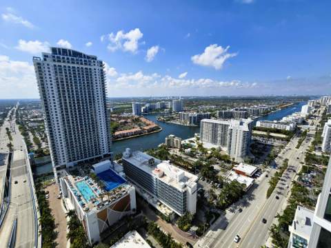4111 S Ocean Drive #3011, Hollywood FL - photo 11 of 38