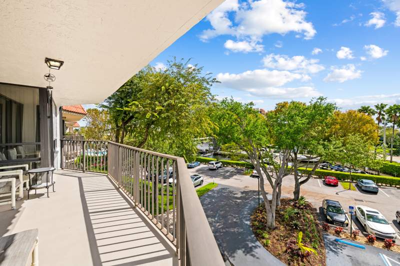 1 bedroom Condominium at 799 Jeffery Street #4050, Porta Bella West, Boca Raton — photo 2