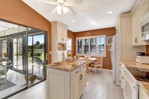 8240 Waterline Drive, Boynton Beach FL - photo 18 of 47