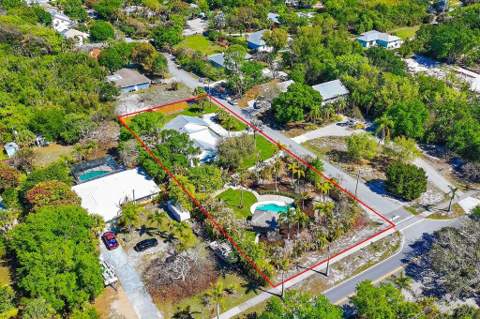 2366 SE Country Club Lane, Stuart FL - photo 9 of 53
