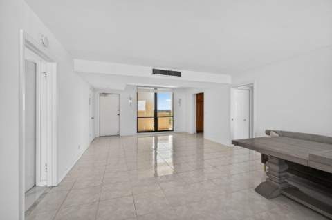 134 Lakeshore Drive #T14, North Palm Beach FL - photo 6 of 17