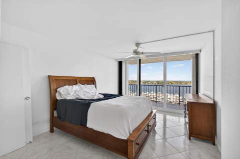 134 Lakeshore Drive #T14, North Palm Beach FL - photo 12 of 17