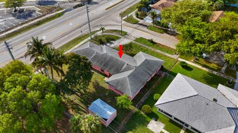 1301 N Mangonia Drive, West Palm Beach FL - photo 6 of 9