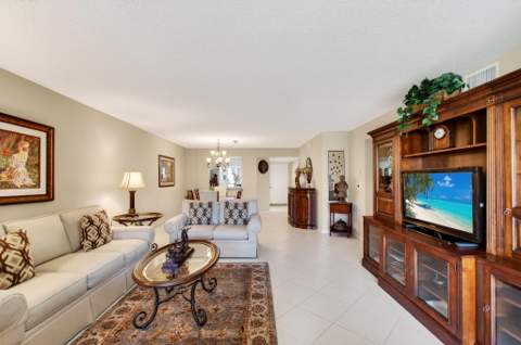 12511 Imperial Isle Drive #201, Boynton Beach FL - photo 17 of 58