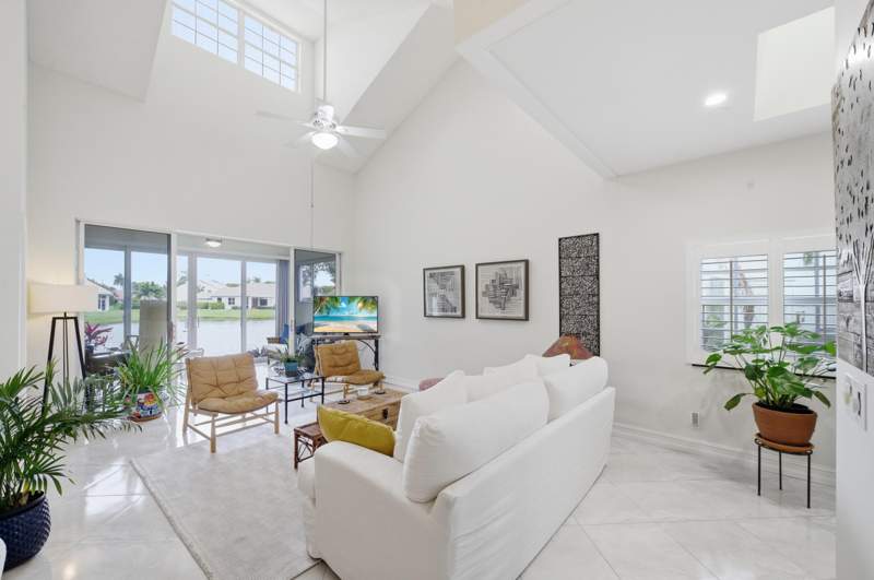 2 bedroom Villa at 47 N Lakeshore Drive, Lakeshore, Hypoluxo — photo 5