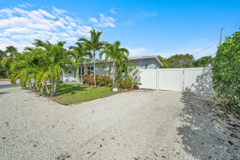 3 bedroom Single Family Residence at 2824 NW 6th Avenue, Wilton Estates Resub, Wilton Manors — photo 2