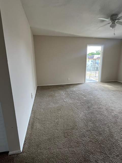 4800 NW 24th Court #D214, Lauderdale Lakes FL - photo 7 of 16