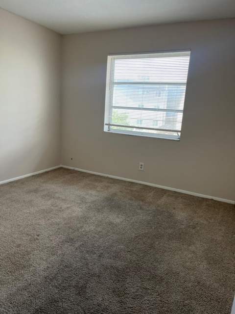 4800 NW 24th Court #D214, Lauderdale Lakes FL - photo 10 of 16