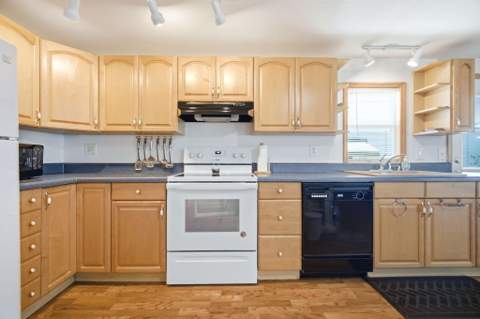 5560 E Marina Drive, Fort Lauderdale FL - photo 14 of 44