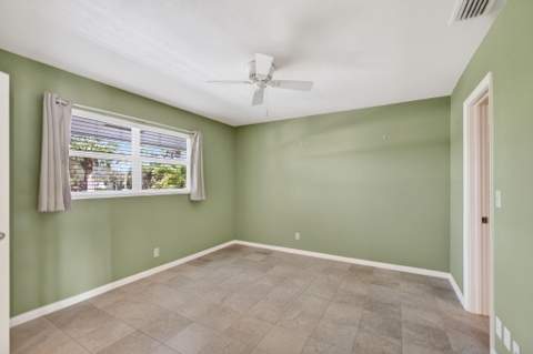 478 Tequesta Drive #205, Tequesta FL - photo 17 of 50