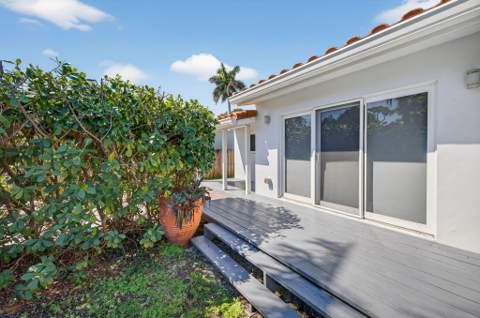 1029 NE 9th Avenue, Fort Lauderdale FL - photo 7 of 84