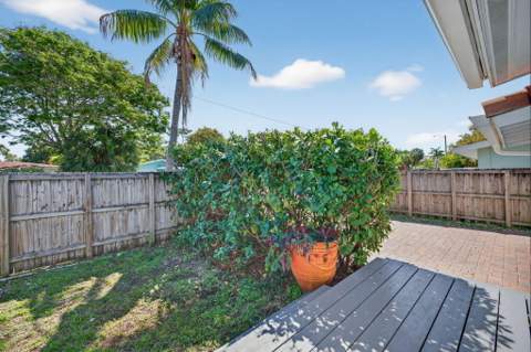 1029 NE 9th Avenue, Fort Lauderdale FL - photo 9 of 84