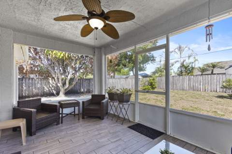 861 SE Cavern Avenue, Port St. Lucie FL - photo 18 of 25