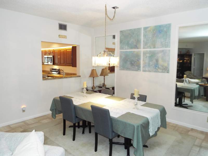 2 bedroom Condominium at 4128 W Palm Aire Drive #281b, Vizcaya Gardens At Palm-Aire, Pompano Beach — photo 4