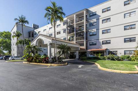 701 NW 19th Street #401, Fort Lauderdale FL - photo 20 of 47