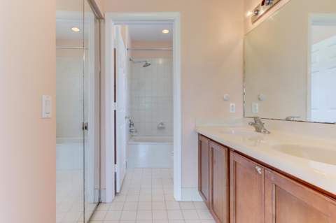 3061 Laurel Ridge Circle, Riviera Beach FL - photo 18 of 20