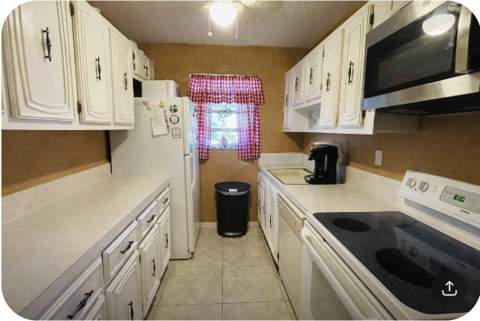 910 South Drive #B, Delray Beach FL - photo 6 of 25