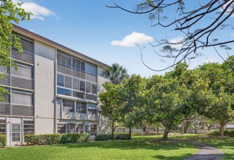 2102 Lucaya Bend #A3, Coconut Creek FL - photo 22 of 65