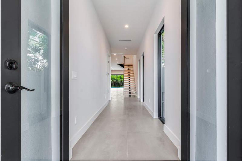 3 bedroom Townhouse at 919 NE 17th Terrace #A, Victoria Park, Fort Lauderdale — photo 3