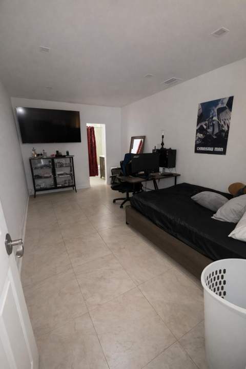 481 S 56th Ter Terrace, West Palm Beach FL - photo 6 of 28