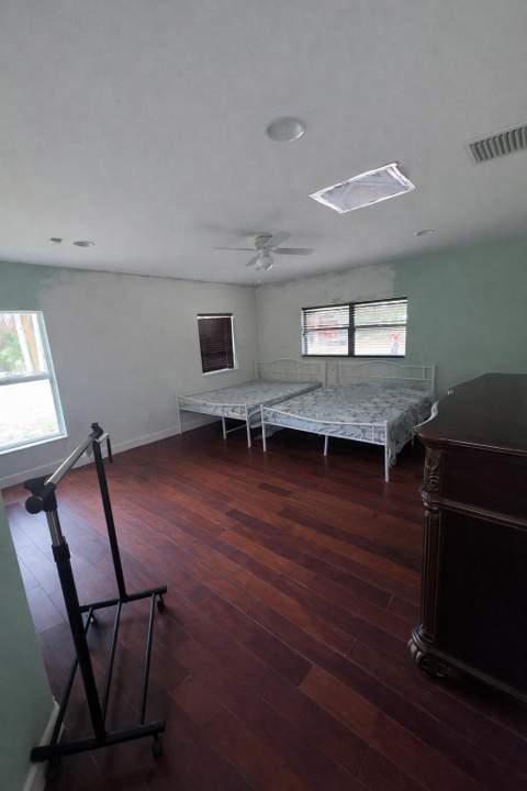 481 S 56th Ter Terrace, West Palm Beach FL - photo 9 of 28