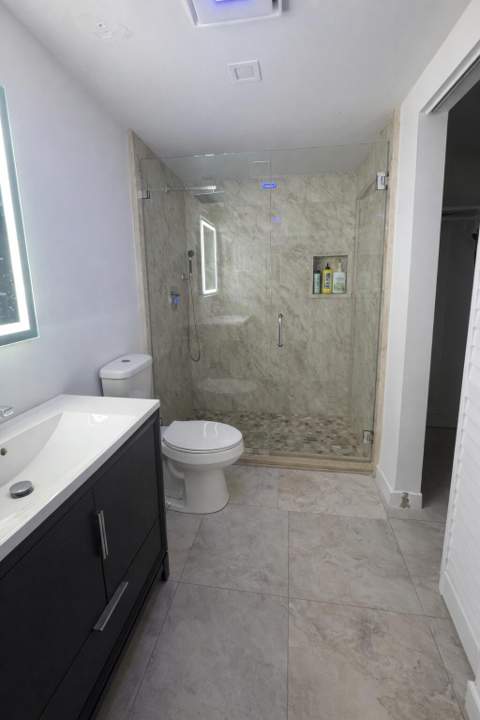 481 S 56th Ter Terrace, West Palm Beach FL - photo 17 of 28
