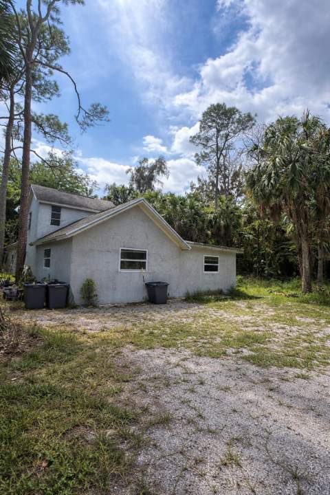 481 S 56th Ter Terrace, West Palm Beach FL - photo 19 of 28