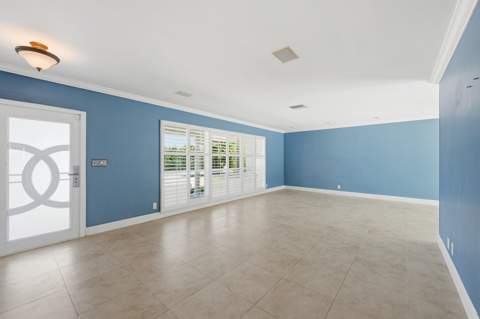 2810 NE 52nd Street, Fort Lauderdale FL - photo 8 of 56