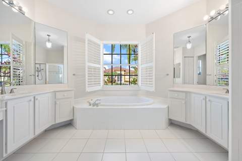 9531 Lantern Bay Circle, West Palm Beach FL - photo 10 of 24