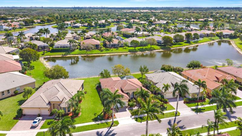 3 bedroom Single Family Residence at 9531 Lantern Bay Circle, Baywinds, West Palm Beach — photo 3