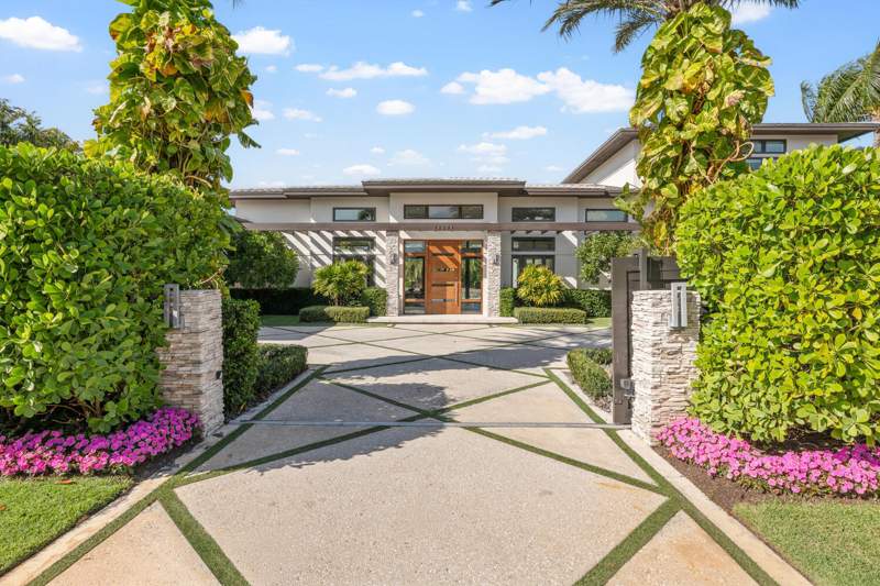 6 bedroom Single Family Residence at 12381 Cypress Island Way, Cypress Island Of Palm Beach Polo & Country Club, Wellington — photo 3