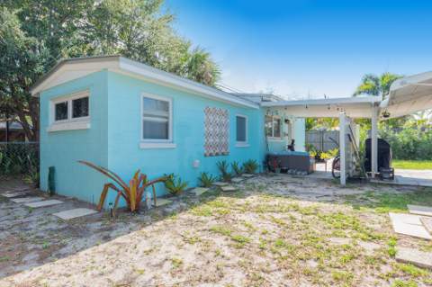 2574 NE Roberta Street, Jensen Beach FL - photo 11 of 25