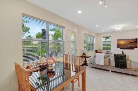1105 Banyan Drive, Hollywood FL - photo 17 of 40