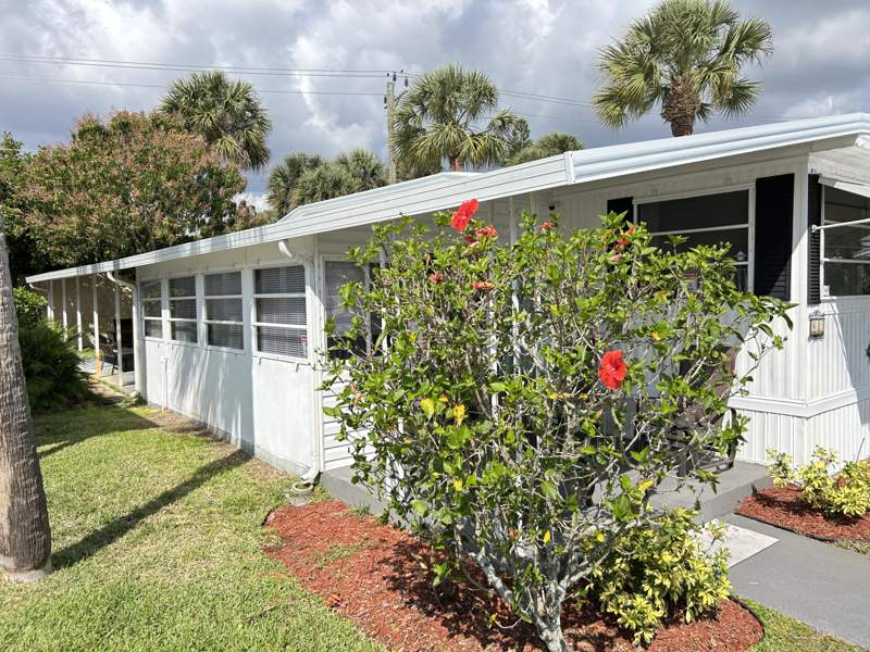 2 bedroom Manufactured Home at 615 Alamanda Lane, Pine Tree Park Co-Op, Deerfield Beach — photo 3