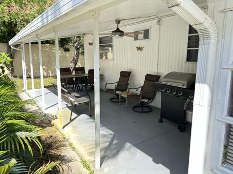 615 Alamanda Lane, Deerfield Beach FL - photo 6 of 49