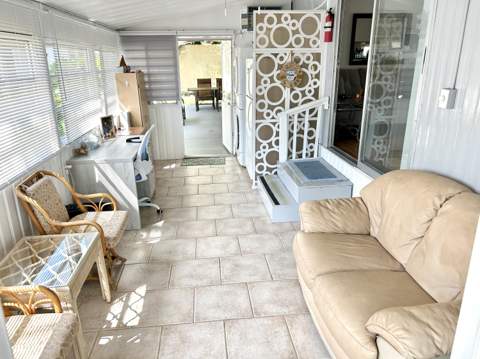 615 Alamanda Lane, Deerfield Beach FL - photo 10 of 49