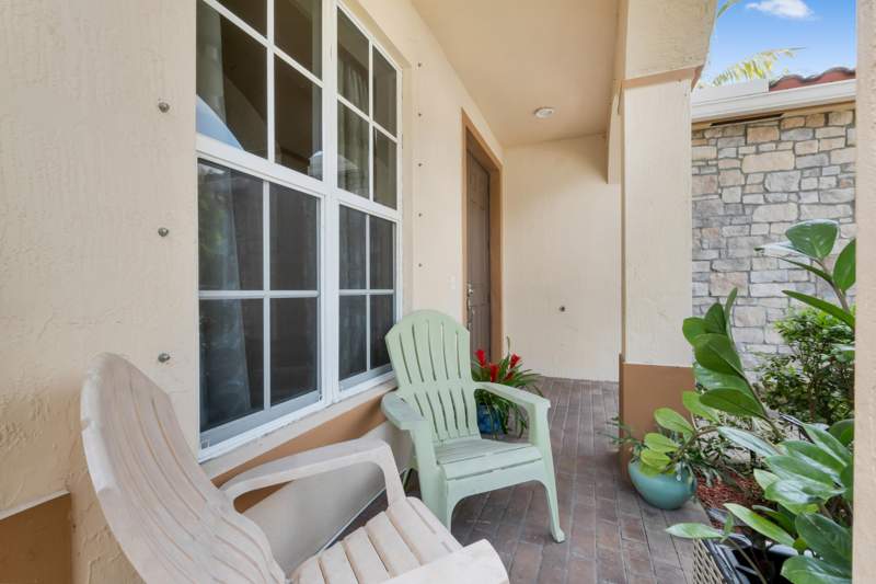 5 bedroom Single Family Residence at 4684 Veteran Terrace, Capistara, Lake Worth — photo 4