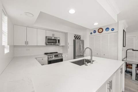 664 Forsyth Street #6, Boca Raton FL - photo 6 of 46