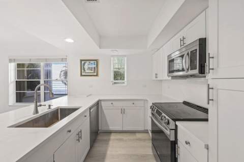 664 Forsyth Street #6, Boca Raton FL - photo 8 of 46