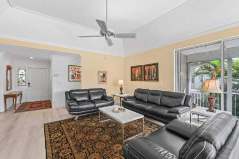 664 Forsyth Street #6, Boca Raton FL - photo 13 of 46