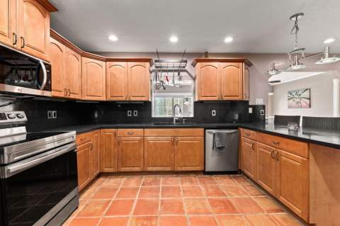 501 SW Todd Avenue, Port St. Lucie FL - photo 11 of 45