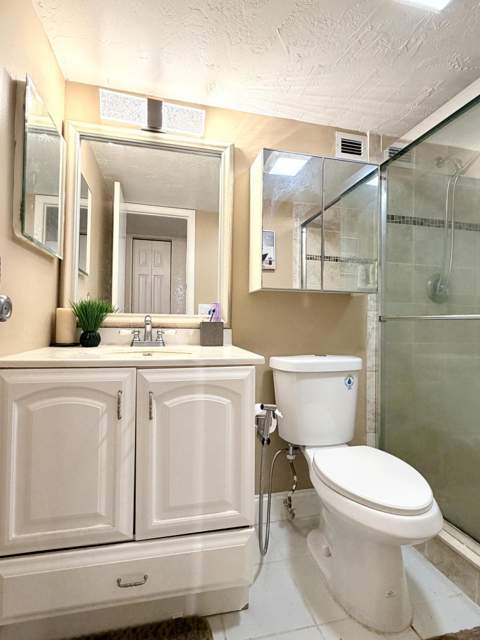 6260 S Falls Cir Drive #201, Lauderhill FL - photo 16 of 32
